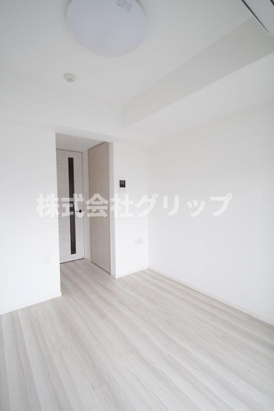 メインステージ横濱阪東橋の洋室