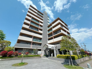 【外観】 | 敷地すべてに管理が行き届いていて、安心できます。まず、清潔です。