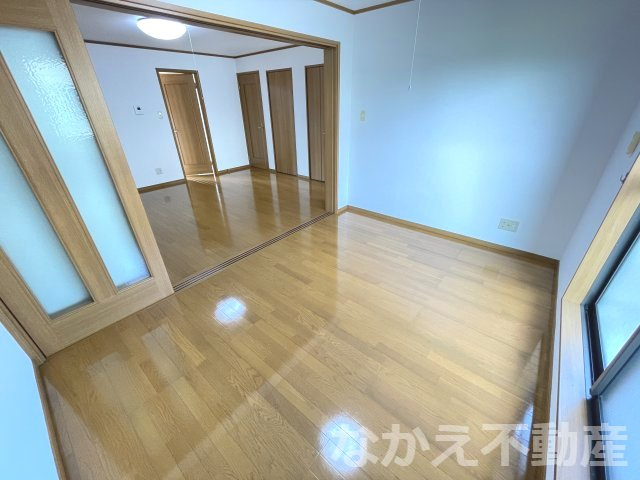 【寝室】 | 使い勝手のいい寝室です