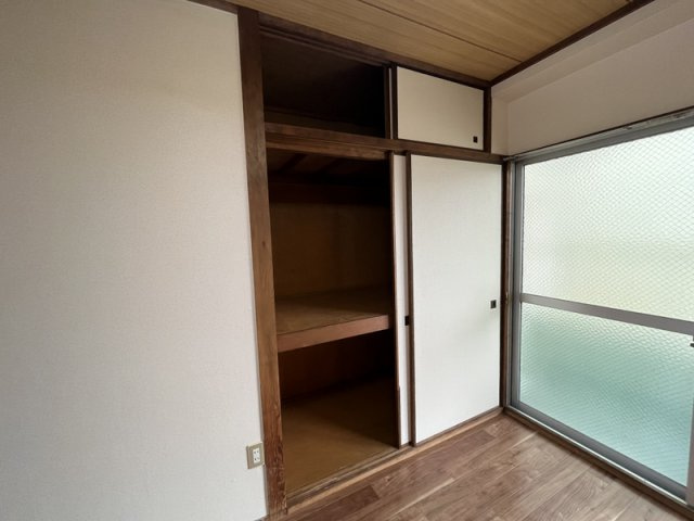 白岡ビルの収納