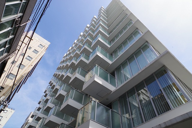 Ｉ　ＬＩＶＥ　ＦＯＲＥＳＴの外観