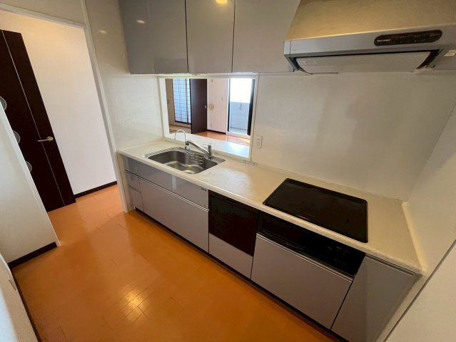 ハーバービュー六甲のキッチン