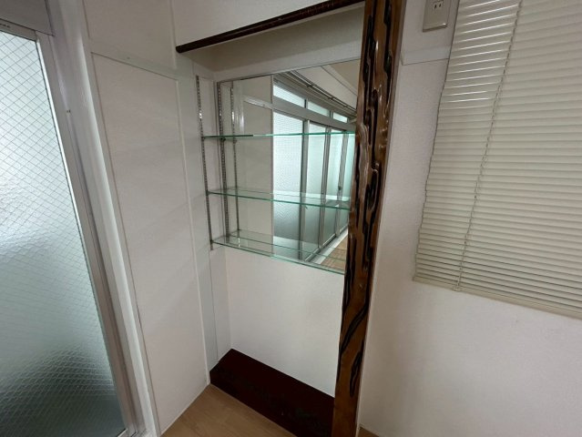 横井第6ビルの内装