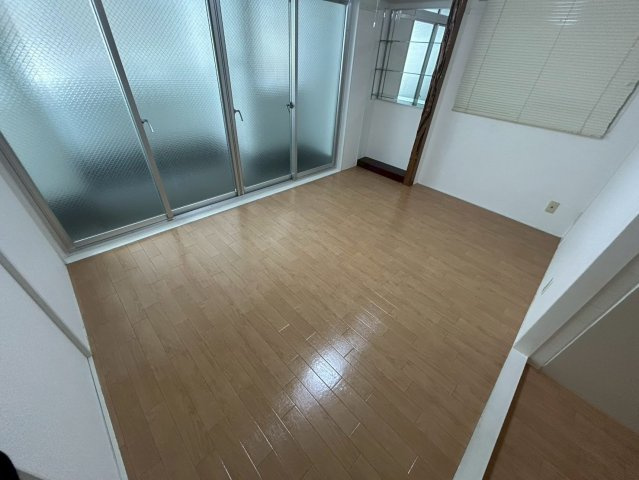 横井第6ビルの居間・リビング