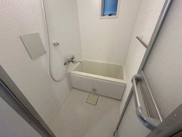 横井第6ビルの浴室