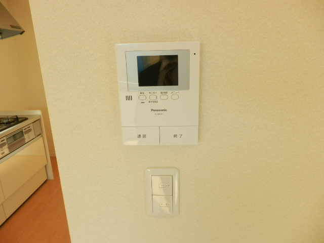 アイデールのセキュリティ|モニター付きインターホンで安心です♪
