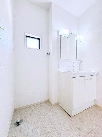 新築戸建・建売　郡山市静西1期　priSUMA　全4棟の独立洗面台