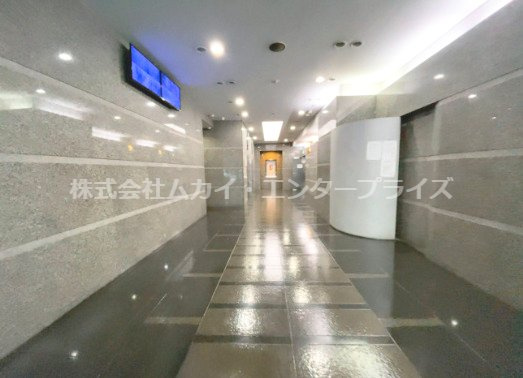フェニックス内本町ビルのロビー|建物の内部です