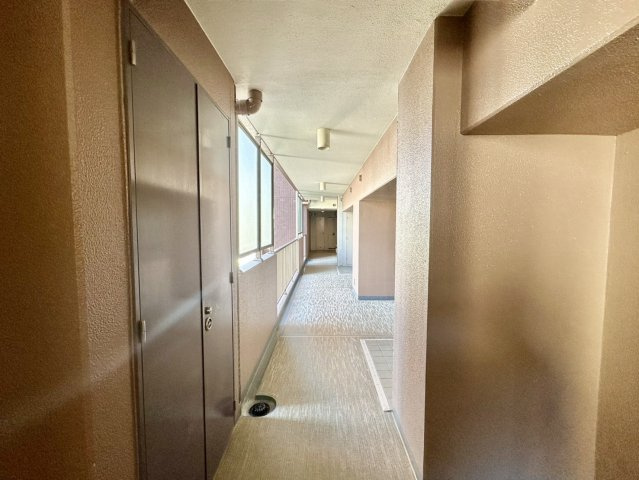 ヴェルビュ長町一丁目ステーションフォートのその他共用部分|住戸階廊下