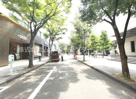 三宮電電ビルの周辺|前面の通りです☆