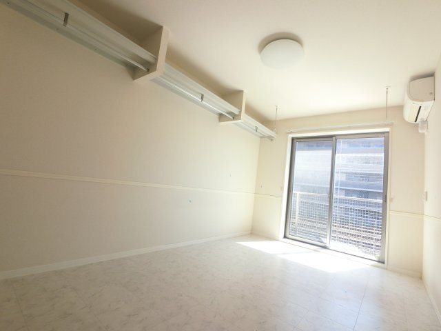 フォルス２２ の居間・リビング