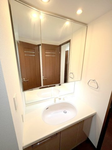 レクセルマンション福生第二の独立洗面台