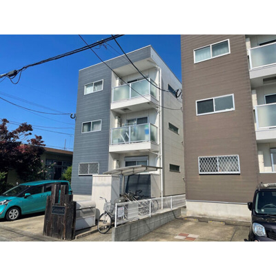 【エントランス】 | クレッシェンド空港前