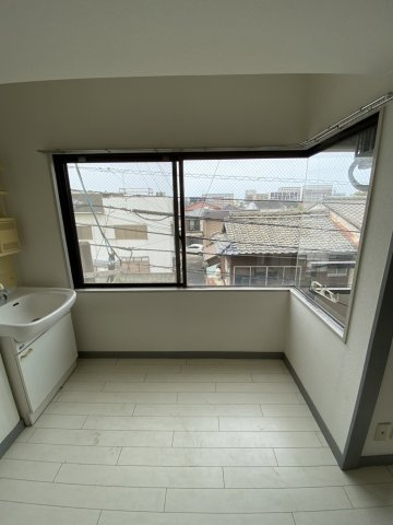 パンルネックスクリスタル博多の居間・リビング|ゆったりとしたリビングです