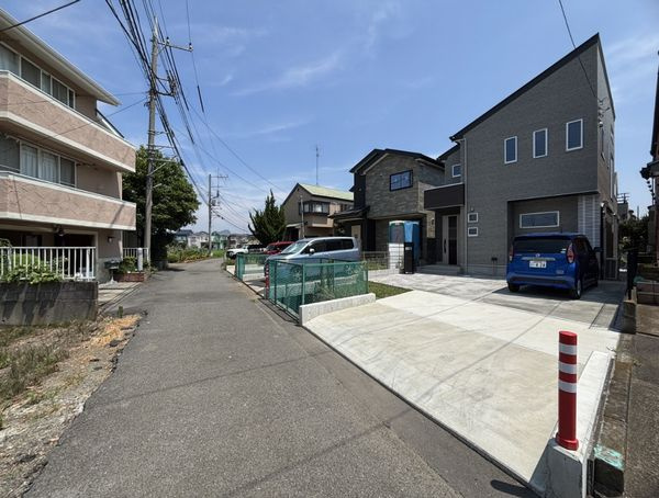 座間市新田宿新築戸建て　№1の前面道路含む現地写真|前面道路含む現地写真です