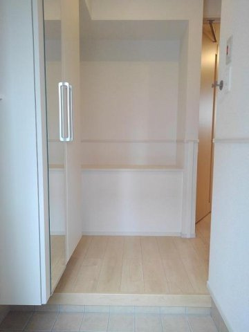 ラパン町村　Ⅰの玄関|きれいな玄関です