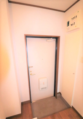 【玄関】 | アビタシオンGT | 明るい玄関です