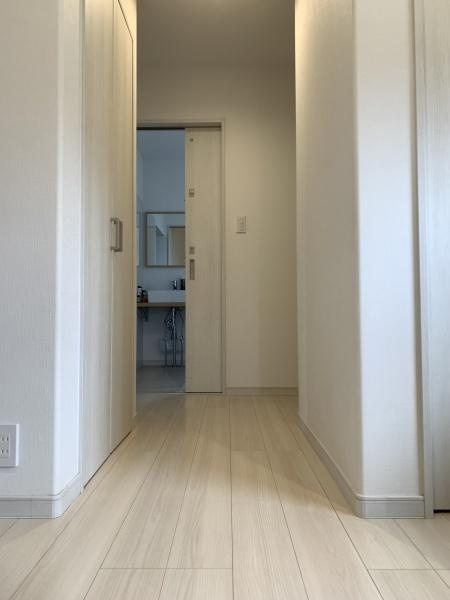 出雲市知井宮町中古戸建ての玄関