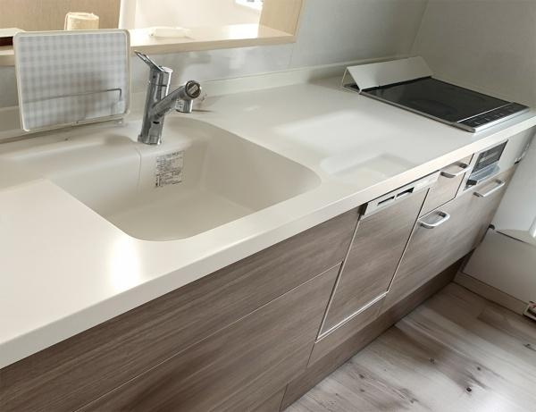 出雲市知井宮町中古戸建てのキッチン