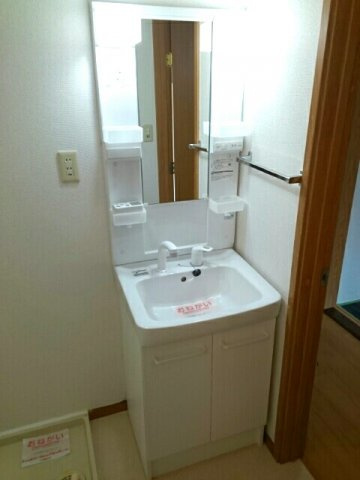 ベルフィーユ山手上Ａの洗面所