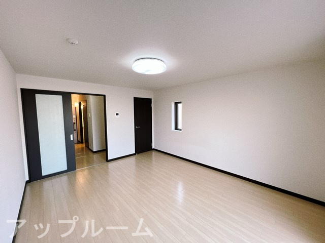 サン・サクラ・アサヒの居間・リビング