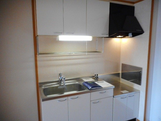 ファシネイション春日Ⅱのキッチン