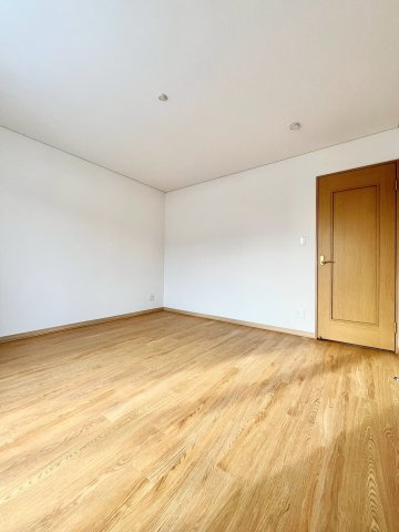 東苗穂14条1丁目の洋室