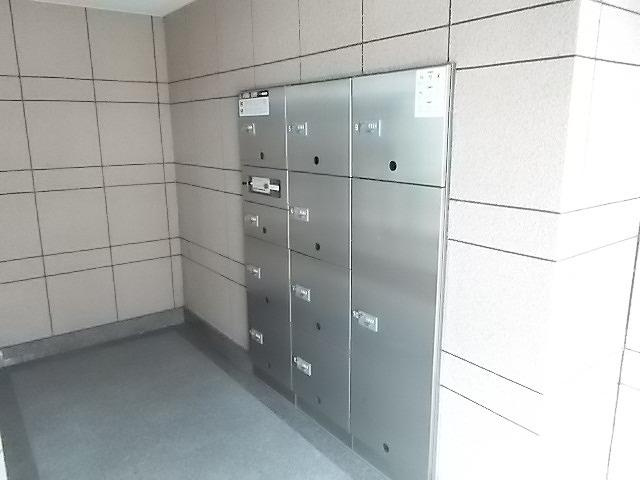 エレガンシア金剛のエントランス