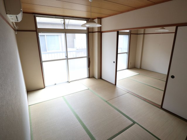 第1おおぎビルの和室