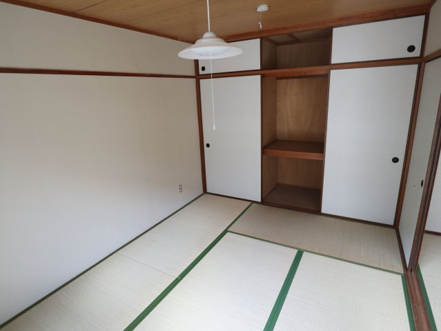 第1おおぎビルの和室