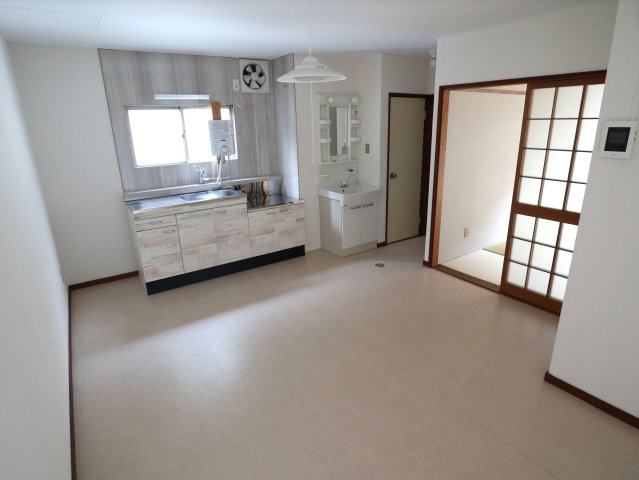 第1おおぎビルの居間・リビング