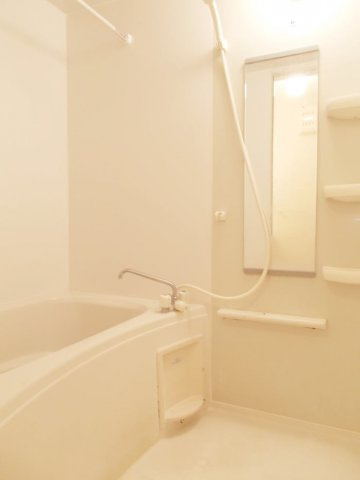 オーブ　メゾン　アミナ　Ｂ棟の浴室