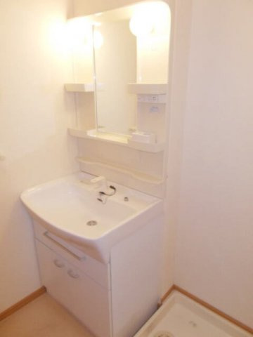 オーブ　メゾン　アミナ　Ｂ棟の洗面所