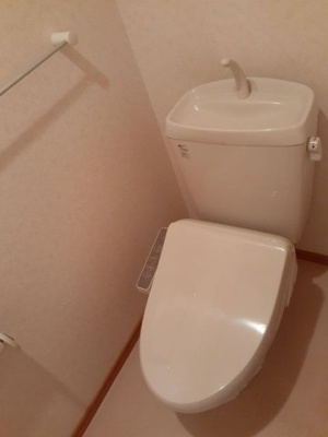 【トイレ】 | アルモニー | 落ち着いたトイレです