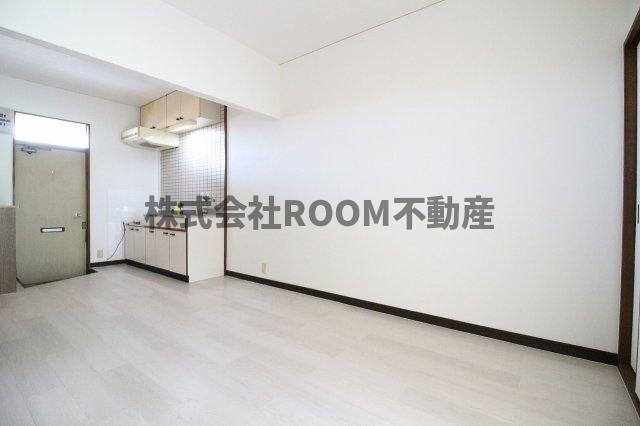 ガーデンR5の居間・リビング|ゆったりとしたリビングです