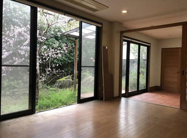 【居間・リビング】 | S22078-岩倉南