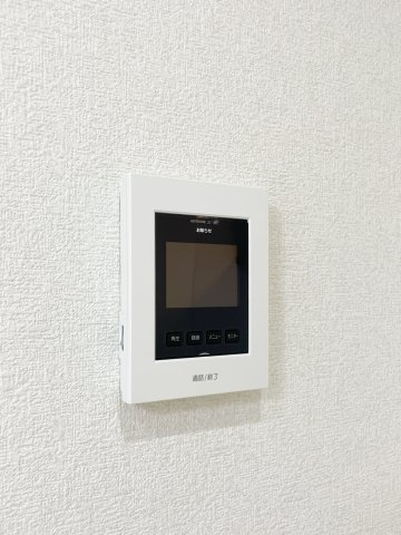 横尾4団地77号棟の防犯設備|モニター付きインターホン