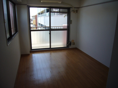 【居間・リビング】 | ダイヤモンドレディースマンション | 洋室