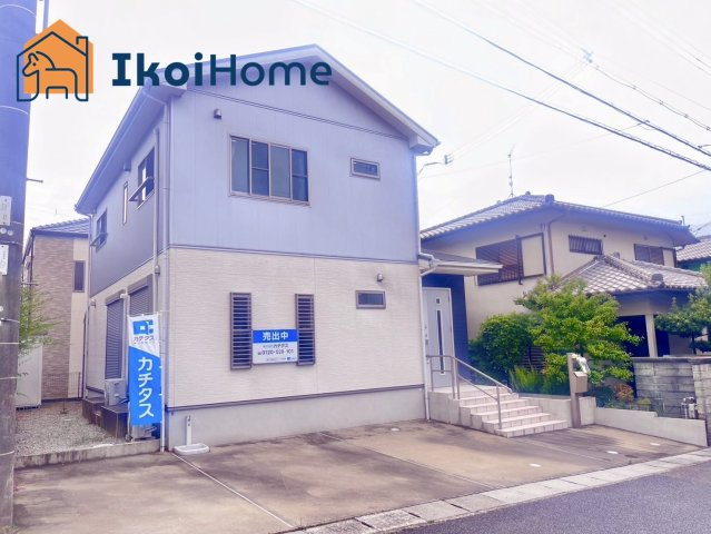 神戸市西区秋葉台1丁目　中古戸建の駐車場|●年中無休：見学時間9:00～20:00・当日予約可●お車は並列3台駐車可能です。
