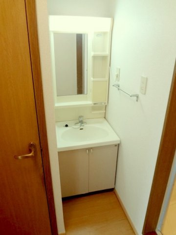 グランシャリオの洗面所