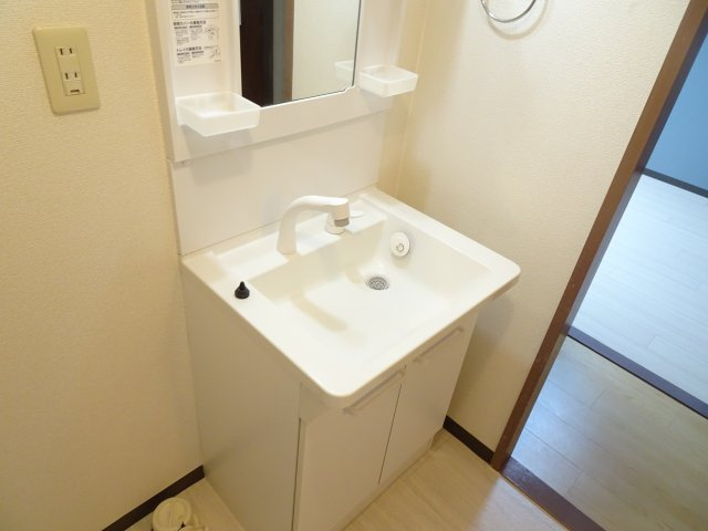 コーポ桂川の独立洗面台