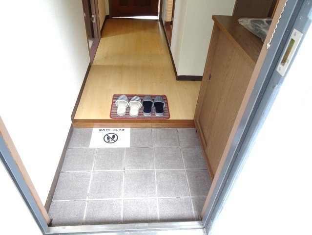 コーポ桂川の玄関