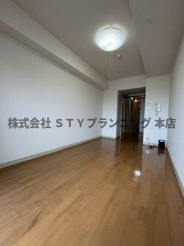 仲介手数料０円！グレイス今池の居間・リビング