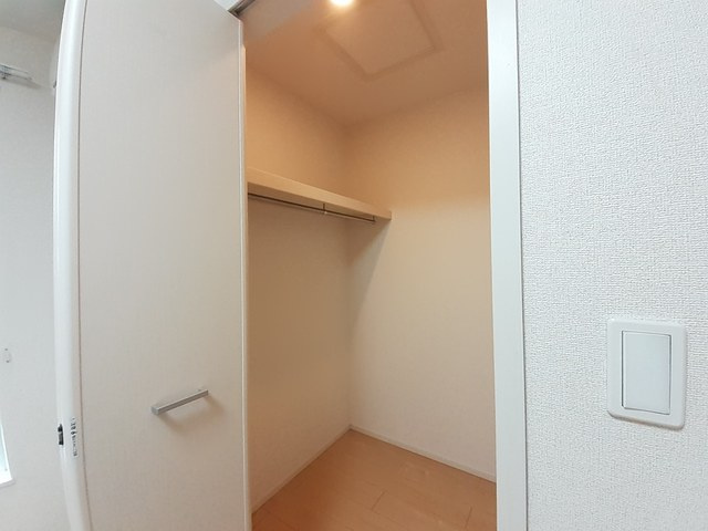 シュトラーセ千歳の収納|収納