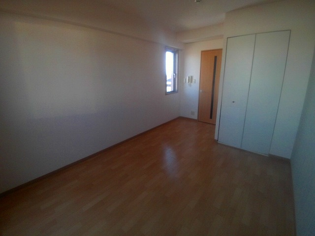 ラフィネ錦が丘の寝室