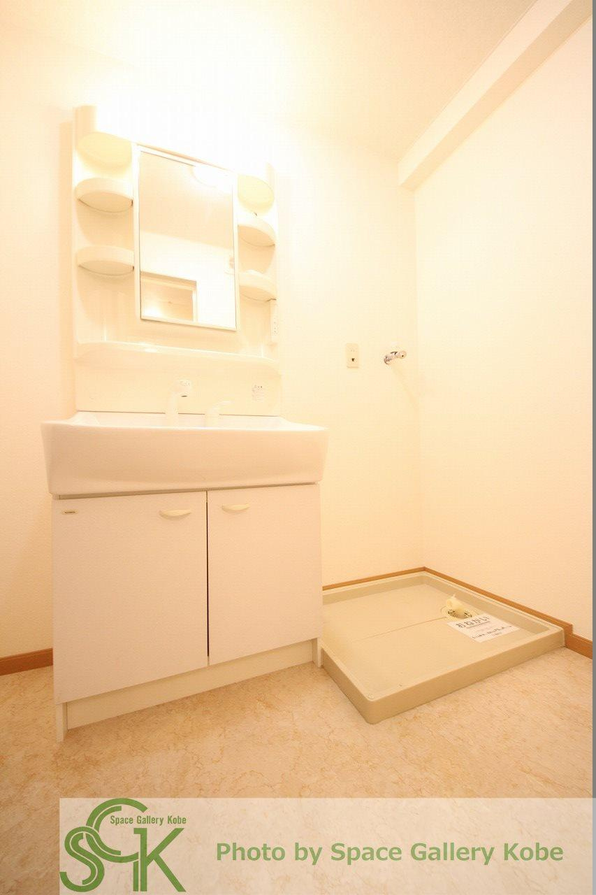 コントレイルの洗面所|※お部屋により仕様が異なる場合があります※