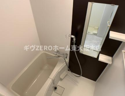 ジアコスモ大阪イーストゲートの浴室