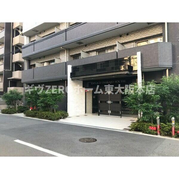 ジアコスモ大阪イーストゲートのエントランス