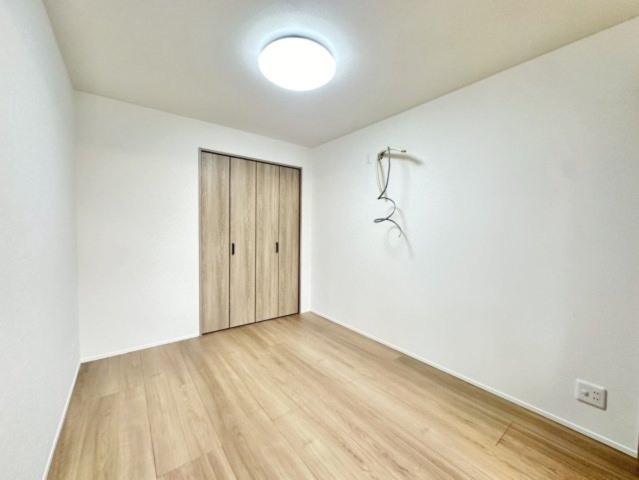 桂グリーンマンション　3階の洋室|5帖洋室