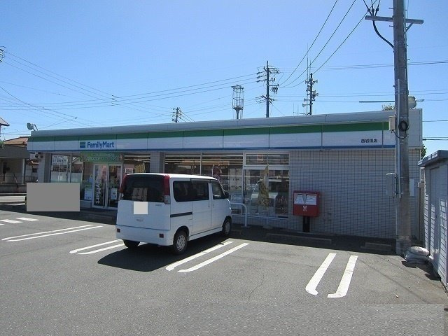 【周辺】 | プランドール | ファミリーマート西岩田店まで600m